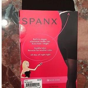 SPANX Accessories - Spanx Tight End Reversible High Waisted BK/BN SPANX Accessories - Spanx Tight End Reversible High Waisted BK/BN